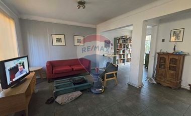 Pasaje cerrado en Barrio Suarez Mujica