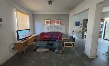 Pasaje cerrado en Barrio Suarez Mujica