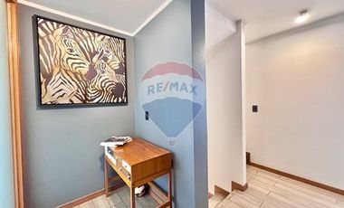 Dúplex con excelente ubicación-Patio Privado