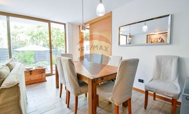 Dúplex con excelente ubicación-Patio Privado