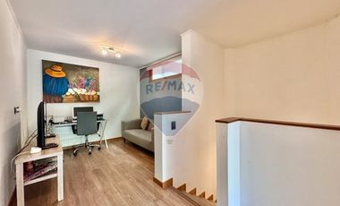 Dúplex con excelente ubicación-Patio Privado