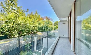 Dúplex con excelente ubicación-Patio Privado