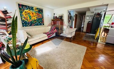 Gran departamento iluminado en Ricardo Lyon