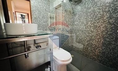 Gran departamento iluminado en Ricardo Lyon