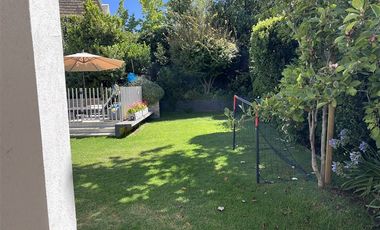 Casa en Arriendo en Avenida La Dehesa y Avenida el Parque