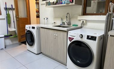 Casa en Arriendo en Avenida La Dehesa y Avenida el Parque