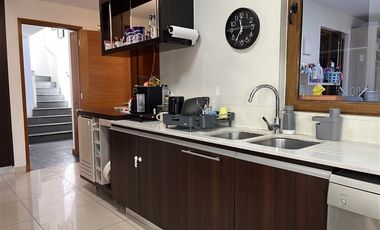 Casa en Arriendo en Avenida La Dehesa y Avenida el Parque