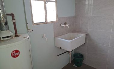 Casa en alquiler en Sarandi Oeste