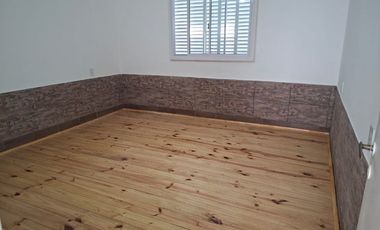 Casa en alquiler en Sarandi Oeste