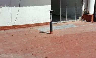 Venta Monte Grande vivienda 4 amb en planta alta y 2 locales en planta baja