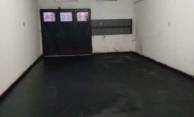 Venta Monte Grande vivienda 4 amb en planta alta y 2 locales en planta baja