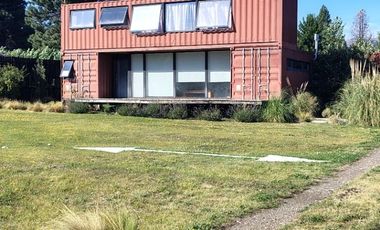 FINA PATAGONIA. Casa en venta c/ cochera en San Martin de los Andes