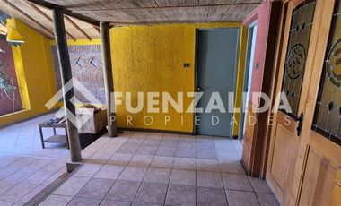 Casa en Arriendo en Santa Clara / Varas Mena