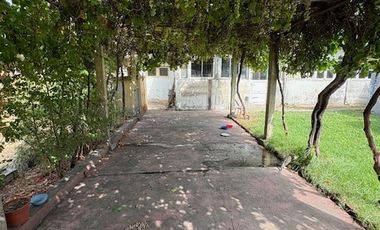 Casa en venta c/ estacionamiento en Rengo