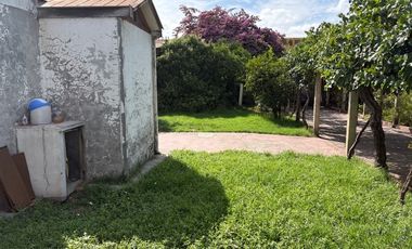 Casa en venta c/ estacionamiento en Rengo