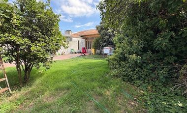 Casa en venta c/ estacionamiento en Rengo