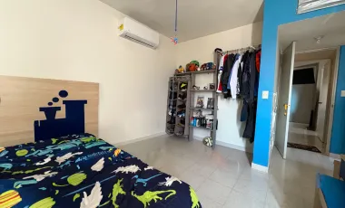 CASA EN VENTA TOTALMENTE EQUIPADA EN RESIDENCIAL SENDEROS !!!
