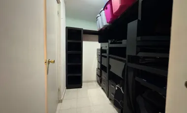 CASA EN VENTA TOTALMENTE EQUIPADA EN RESIDENCIAL SENDEROS !!!