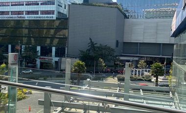 Local comercial en renta, Santa Fe (G)