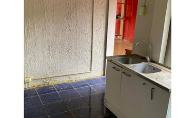 VALPARAISO - PLAYA ANCHA - CASA EN VENTA - 4D 2B
