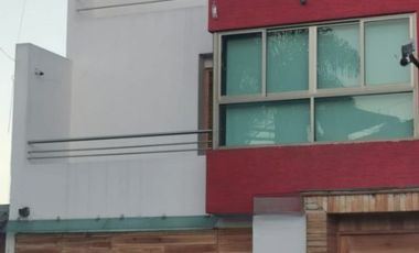 Casa amueblada en renta en Villa Universidad
