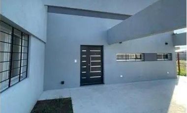 Casa  2 dormitorios- Cocina - Comedor - Patio - APTA CREDITO -  Parrillero, Ibarlucea Santa Fe