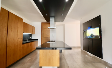 CASA EN VENTA EN MORELIA, FRACC. EL MONASTERIO.