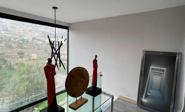 VENTA. Excelente casa moderna en parcela. 5D, 5B