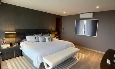 VENTA. Excelente casa moderna en parcela. 5D, 5B