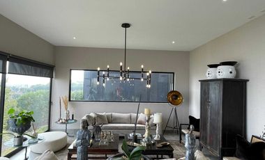 VENTA. Excelente casa moderna en parcela. 5D, 5B