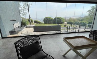 VENTA. Excelente casa moderna en parcela. 5D, 5B