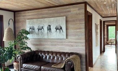 Casa Moderna, Domótica, Autosustentable, Ideal para Familia. Excelentes vistas.