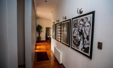 VENTA AMOBLADA Casa de 500 mts2  en parcela 8.500 mts2.