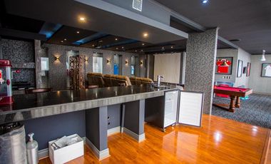 VENTA AMOBLADA Casa de 500 mts2  en parcela 8.500 mts2.