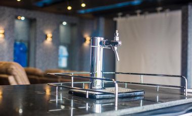 VENTA AMOBLADA Casa de 500 mts2  en parcela 8.500 mts2.