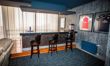 VENTA AMOBLADA Casa de 500 mts2  en parcela 8.500 mts2.