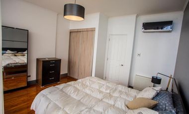 VENTA AMOBLADA Casa de 500 mts2  en parcela 8.500 mts2.