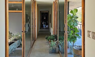 Casa Moderna Espectaculares Vistas Al Valle. Con OBRA GUESA LISTA PARA AMPLIAR EN SEGUNDO NIVEL.