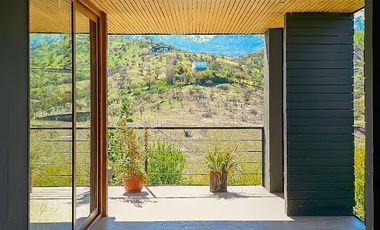 Casa Moderna Espectaculares Vistas Al Valle. Con OBRA GUESA LISTA PARA AMPLIAR EN SEGUNDO NIVEL.