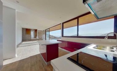 Moderna casa en parcela, hermosas vistas. 3D, 3B. Piscina.