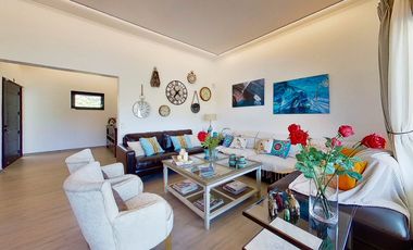 Venta moderna y amplia casa en parcela, 4h, 6B. Eficiente.