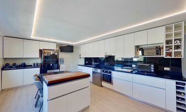 Venta moderna y amplia casa en parcela, 4h, 6B. Eficiente.