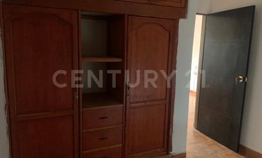 ALQUILER CASA PRIMER PISO BARRIO EL SAMAN