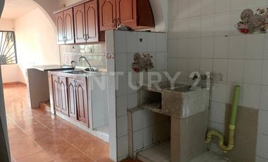 ALQUILER CASA PRIMER PISO BARRIO EL SAMAN