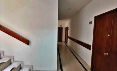 ARRIENDO OFICINA AMOBLADA VERSALLES NORTE DE CALI