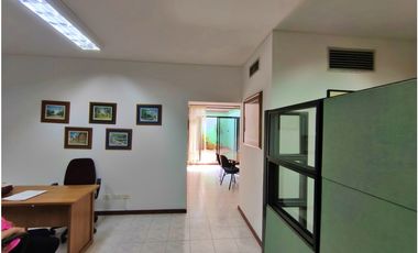 ARRIENDO OFICINA AMOBLADA VERSALLES NORTE DE CALI