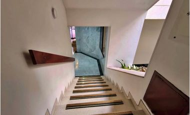 ARRIENDO OFICINA AMOBLADA VERSALLES NORTE DE CALI