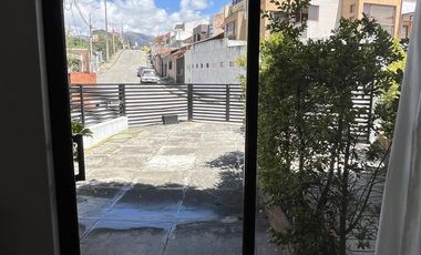 Departamento full amoblado, sector Supermaxi Americas