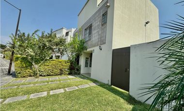 Casa 200 m2 terreno excedente en Santa Fe Xochitepec