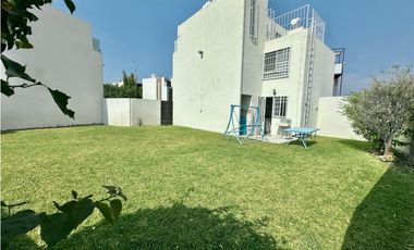 Casa 200 m2 terreno excedente en Santa Fe Xochitepec
